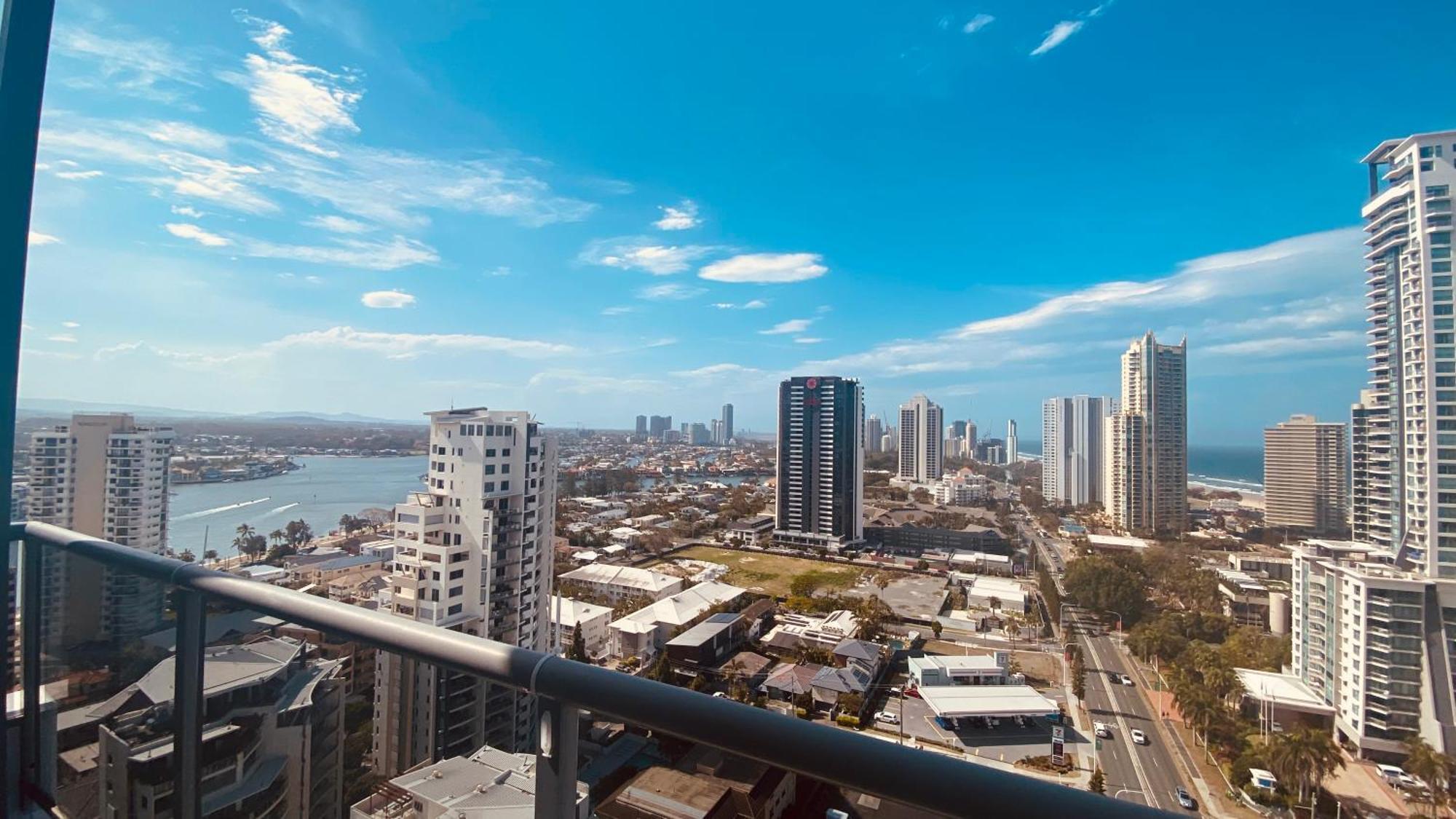 Solaire Apartments โกลด์โคสต์ ภายนอก รูปภาพ