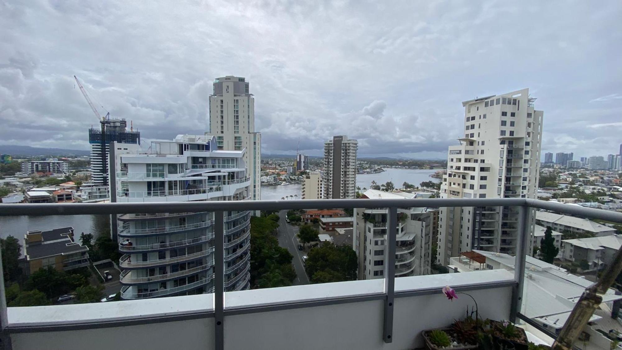 Solaire Apartments โกลด์โคสต์ ภายนอก รูปภาพ