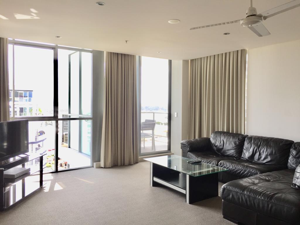 Solaire Apartments โกลด์โคสต์ ภายนอก รูปภาพ