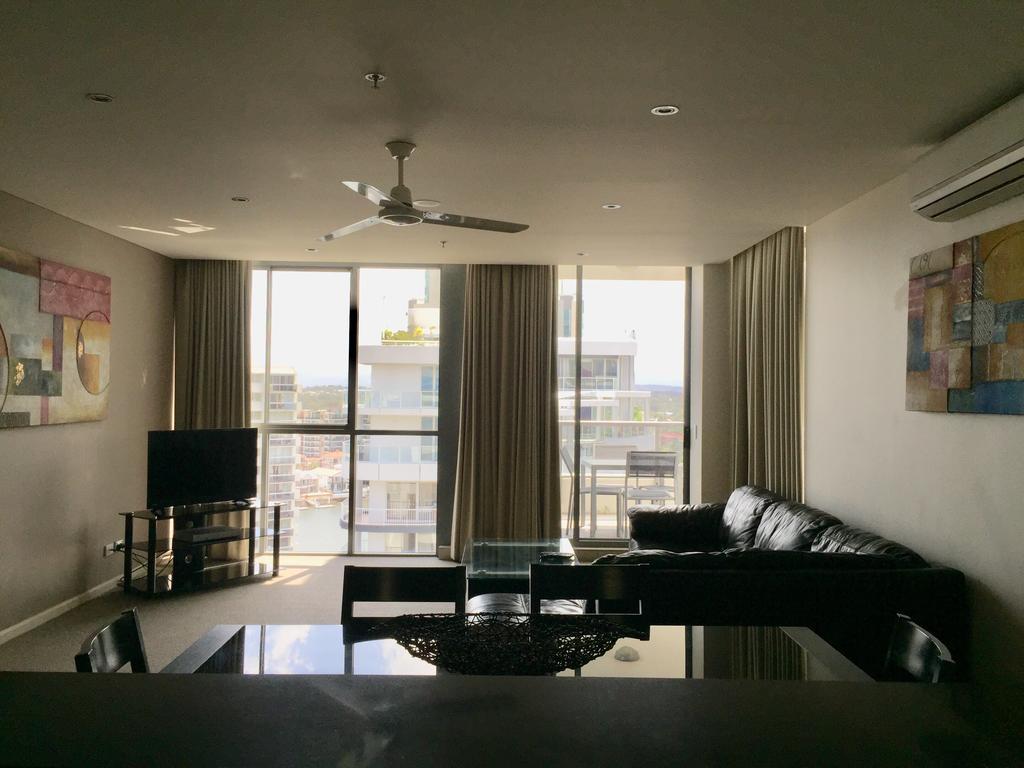 Solaire Apartments โกลด์โคสต์ ภายนอก รูปภาพ