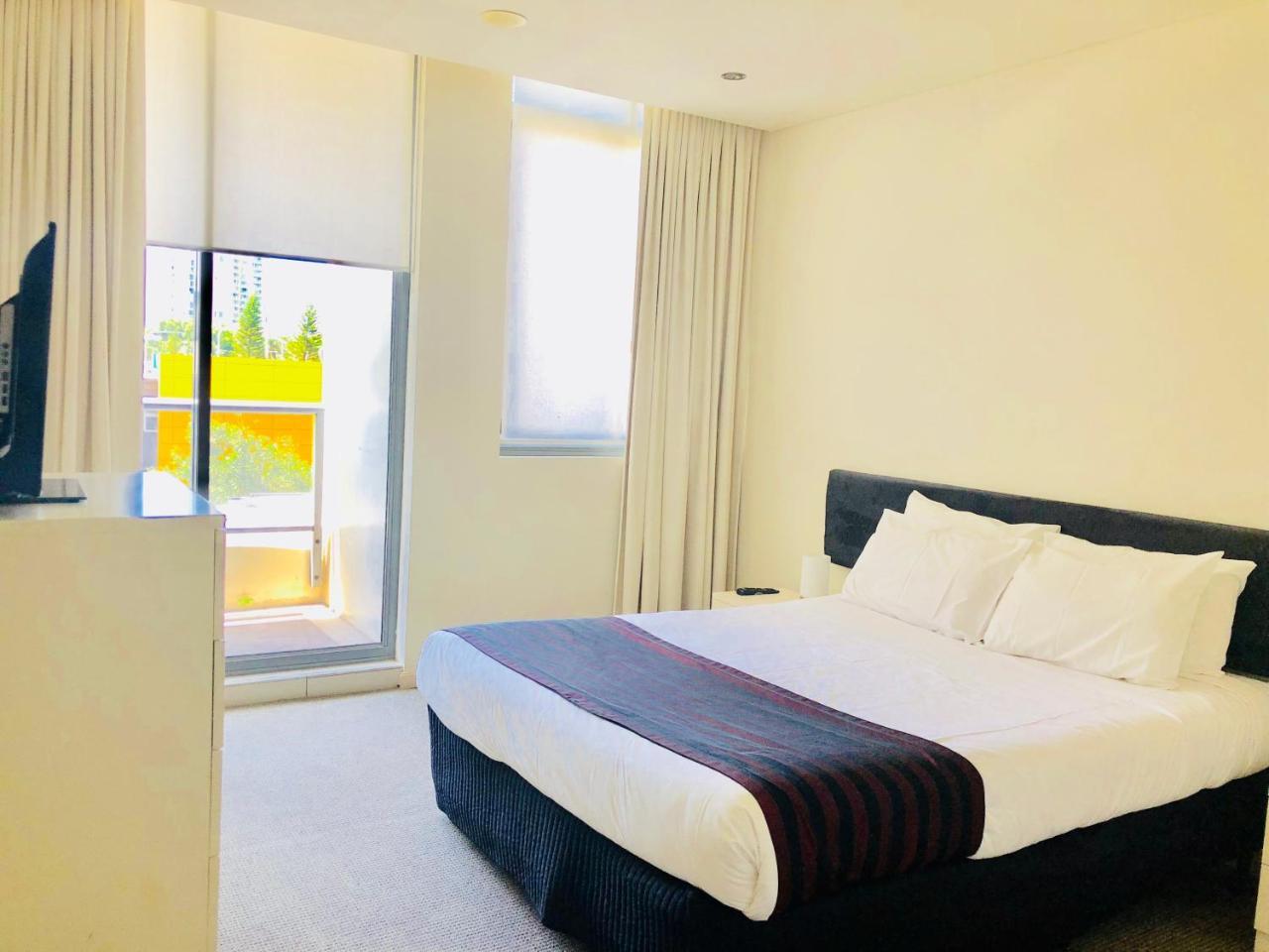 Solaire Apartments โกลด์โคสต์ ภายนอก รูปภาพ