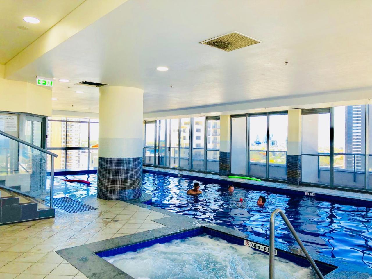 Solaire Apartments โกลด์โคสต์ ภายนอก รูปภาพ
