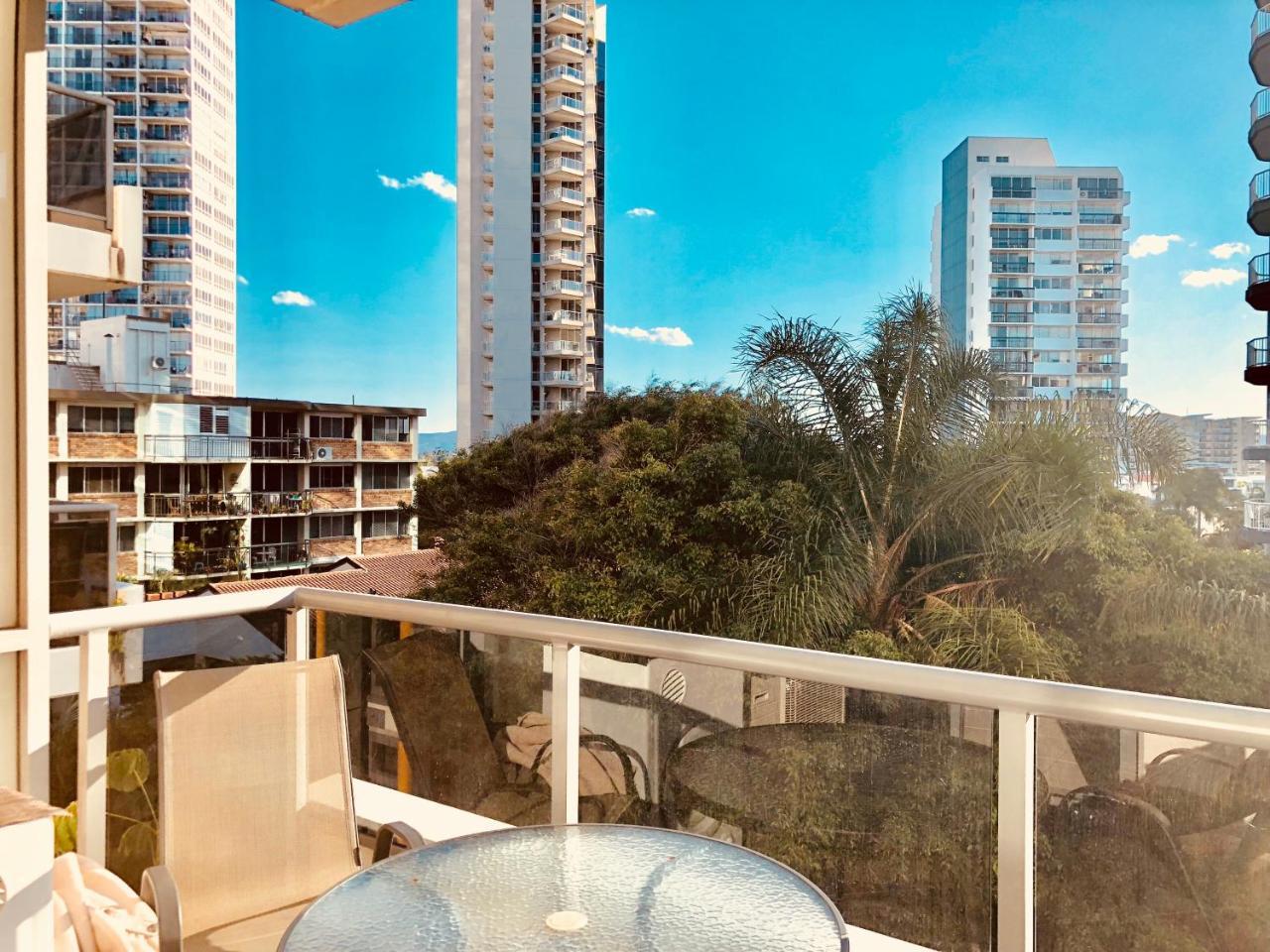 Solaire Apartments โกลด์โคสต์ ภายนอก รูปภาพ