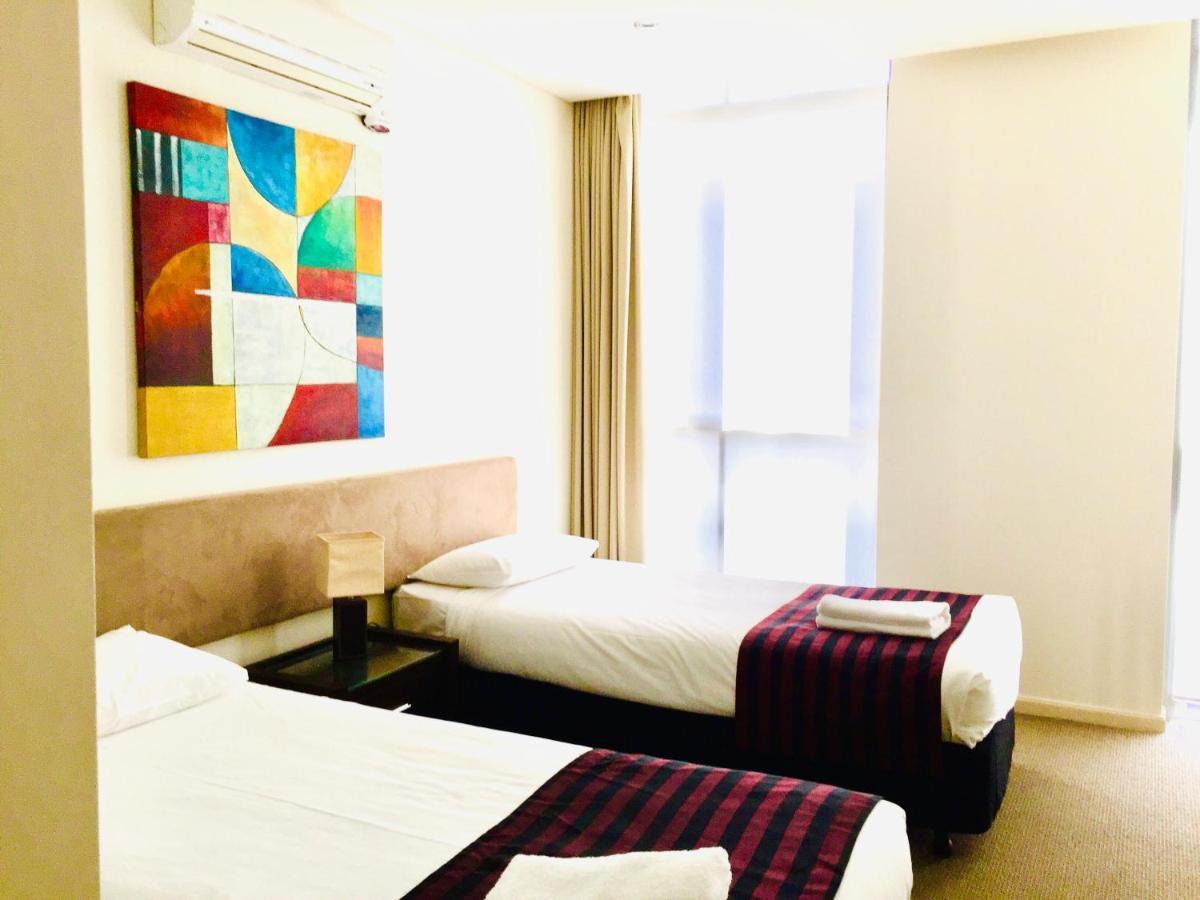 Solaire Apartments โกลด์โคสต์ ภายนอก รูปภาพ
