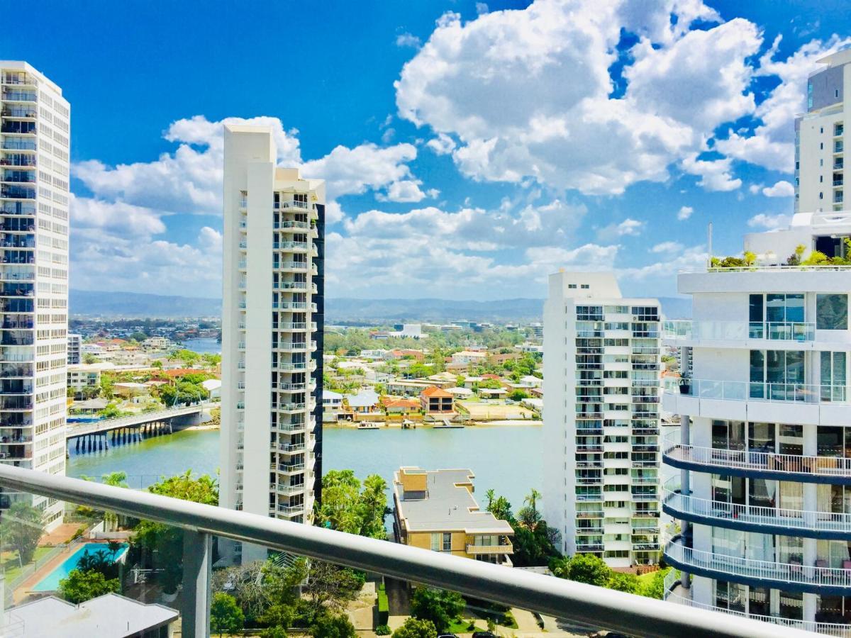Solaire Apartments โกลด์โคสต์ ภายนอก รูปภาพ